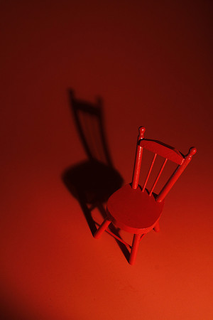 red_chair_no_01